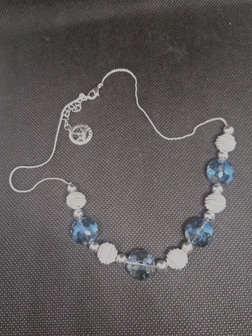 Vintage Crown Trifari Blue/Grey AB Faceted Glass And Metal Beaded Necklace
