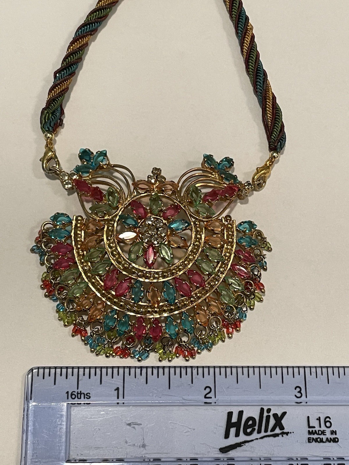 Vintage India Jadau Kundan Style Bollywood Gold Tone Bib Necklace