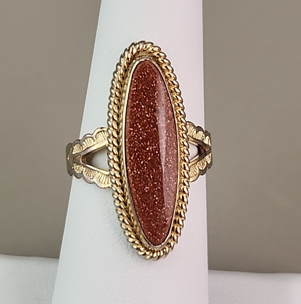 Vintage Goldstone Ring Elongated Oval Gold Tone Sz 6