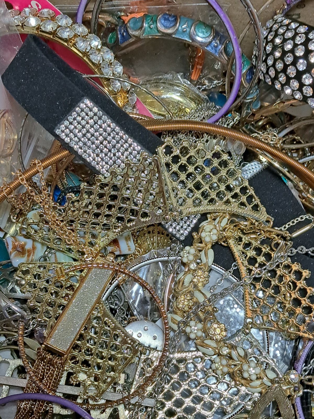 8 Pounds 4 Oz Old Jewelry Lot VTG To Now Junk, Wearable, Craft-Tangles Huge