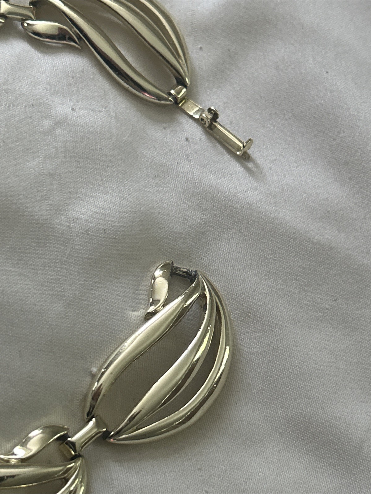 Vintage Modernist Open Link Choker Necklace Mid Century Wave Openwork 18”