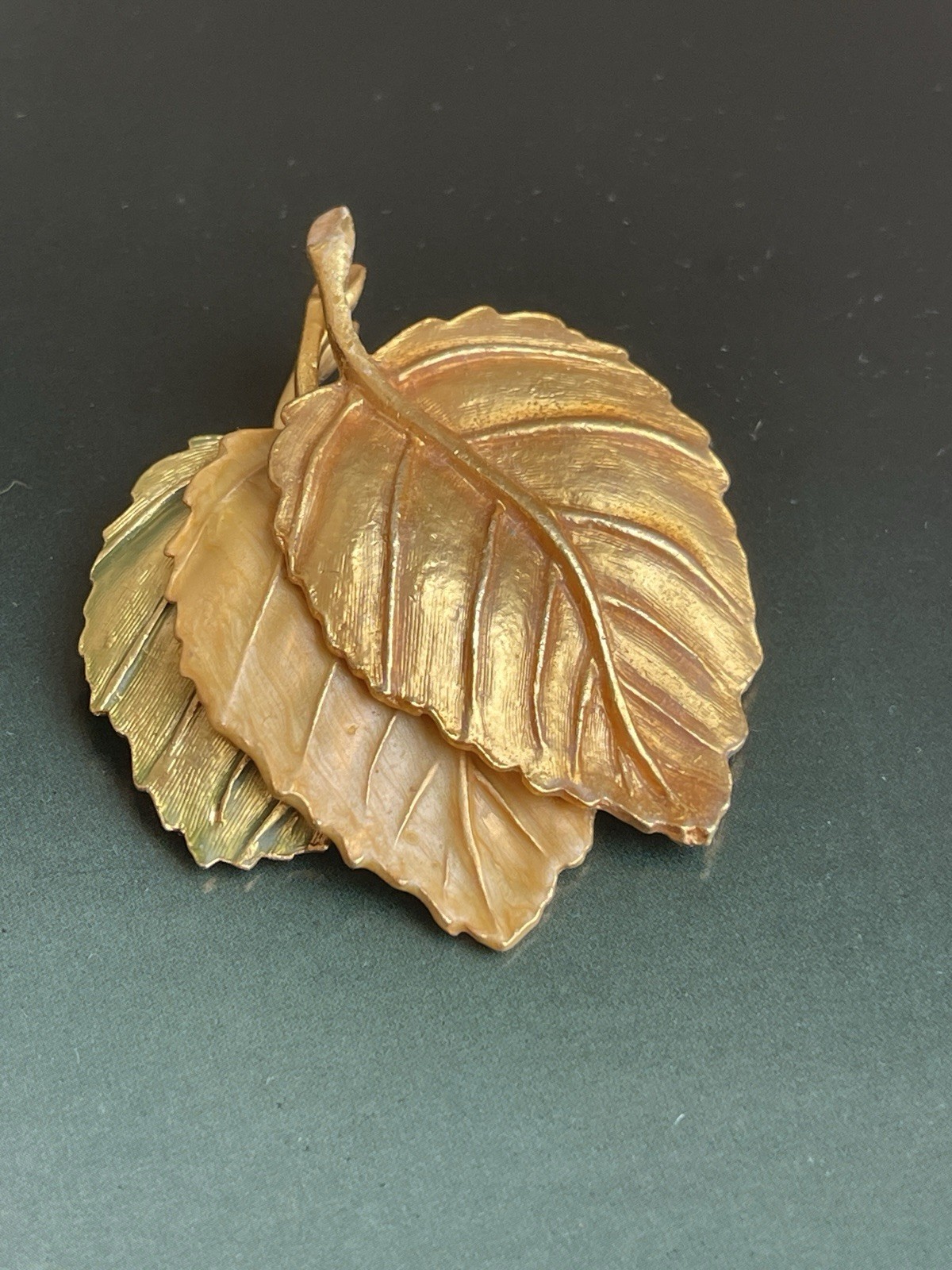 Vintage AAI Gold Tone Autumn Leaf Signed American Arts Inc