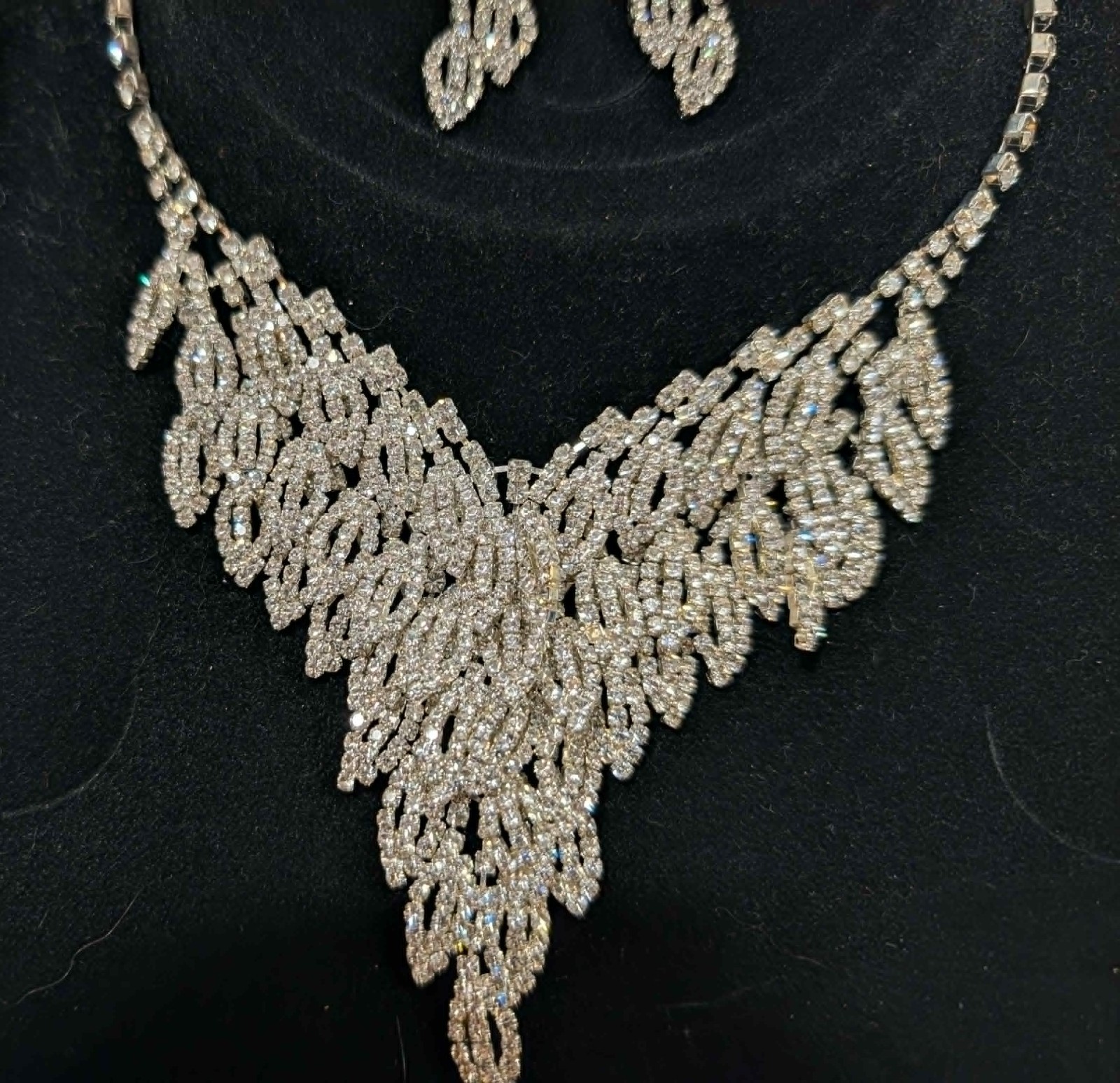 Vintage Clear Rhinestone Silver tone Necklace & Pierced Earring Set