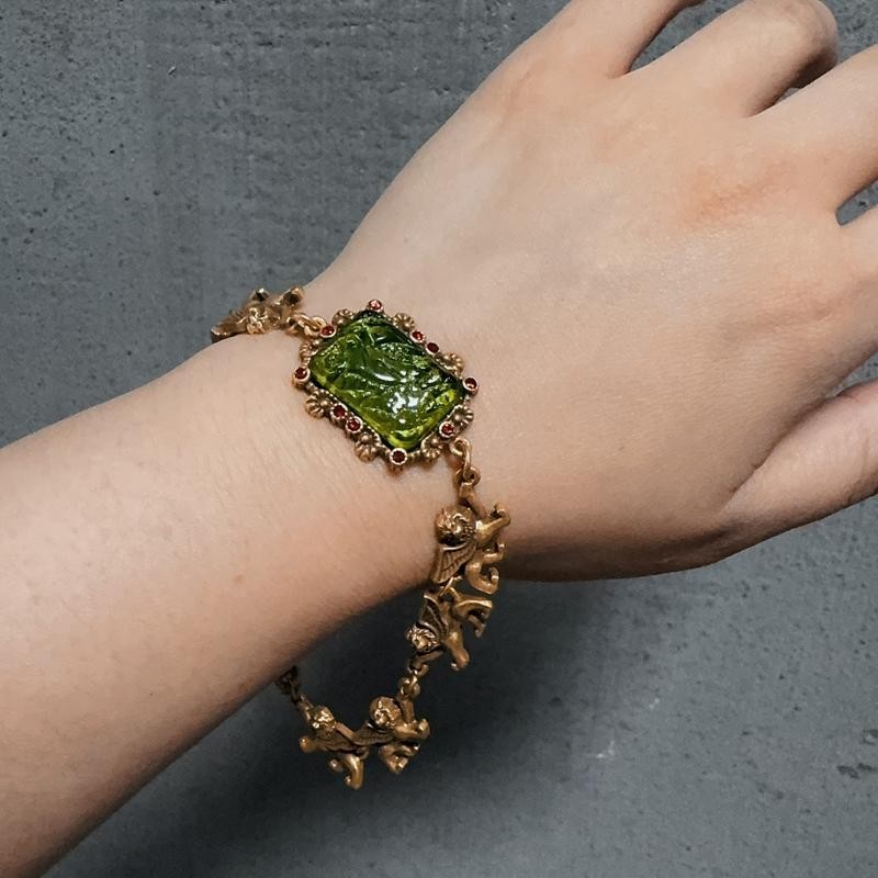 Vintage Green Glass Bracelet Charm Lion Woman Gold Plated Luxury Designe Jewelry