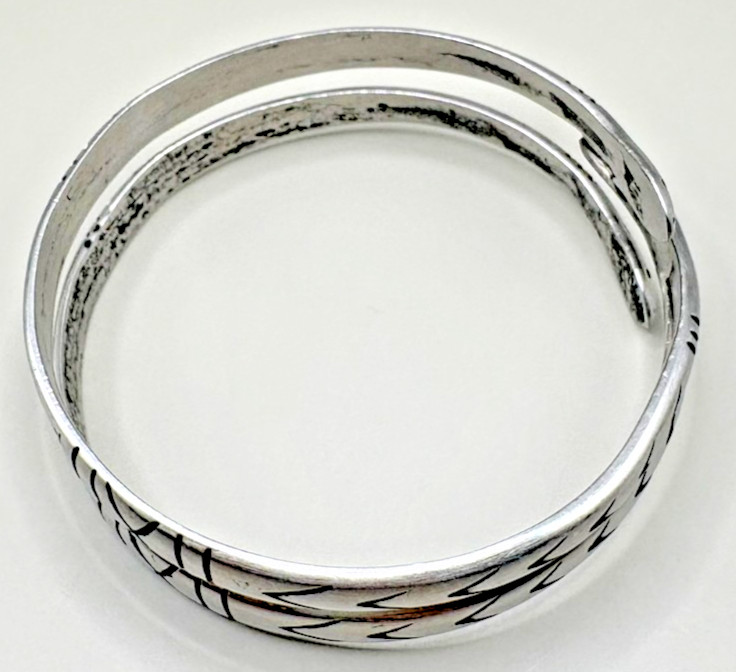 Vintage Sterling Silver Double Snake Wrap Bangle Bracelet 34.2g Hinged Cuff