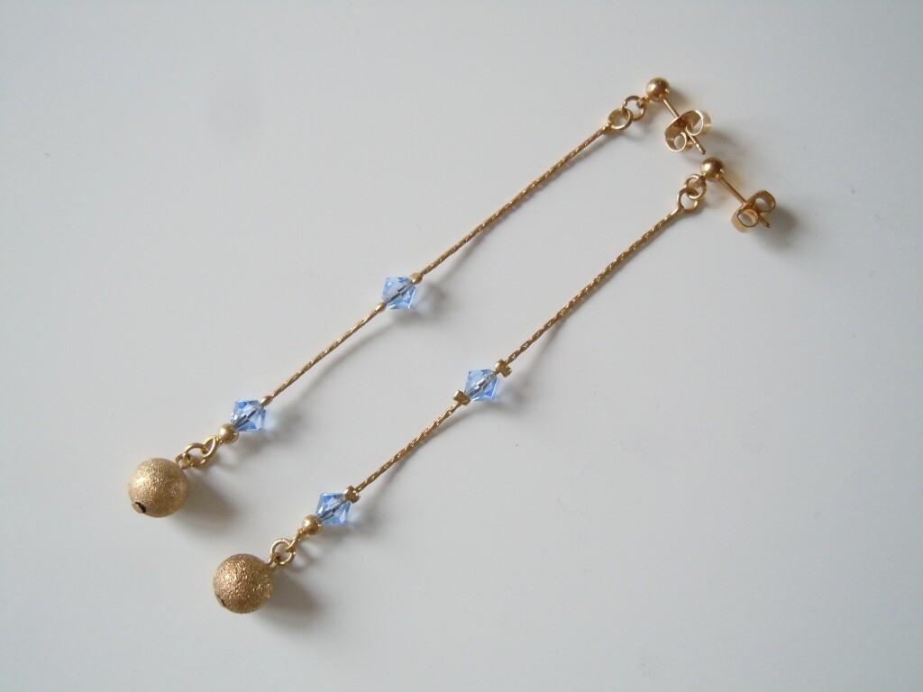 Earrings Ball & Glass Blue Metal Gold Tone 4.3 G/H: 7.2 Cm