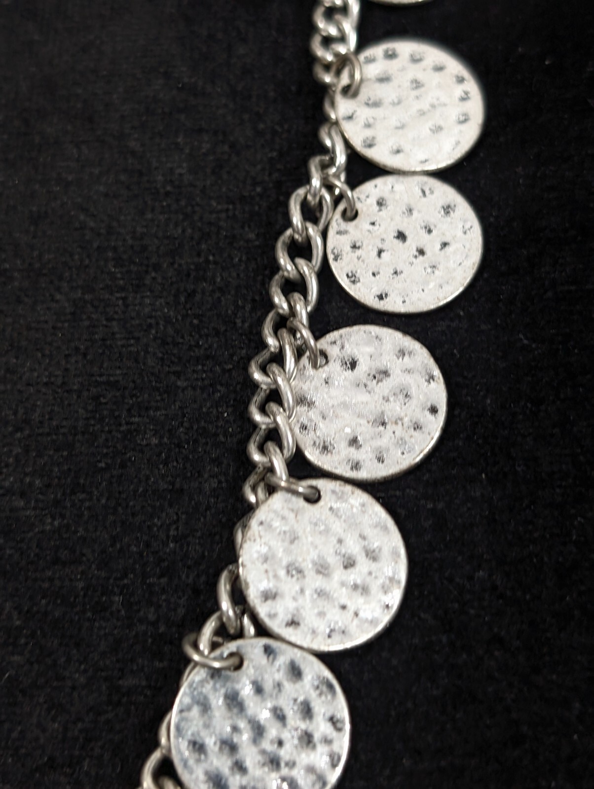 Boho Coastal Hammered Silver Tone Disc Round Charm Chain Necklace 21 in