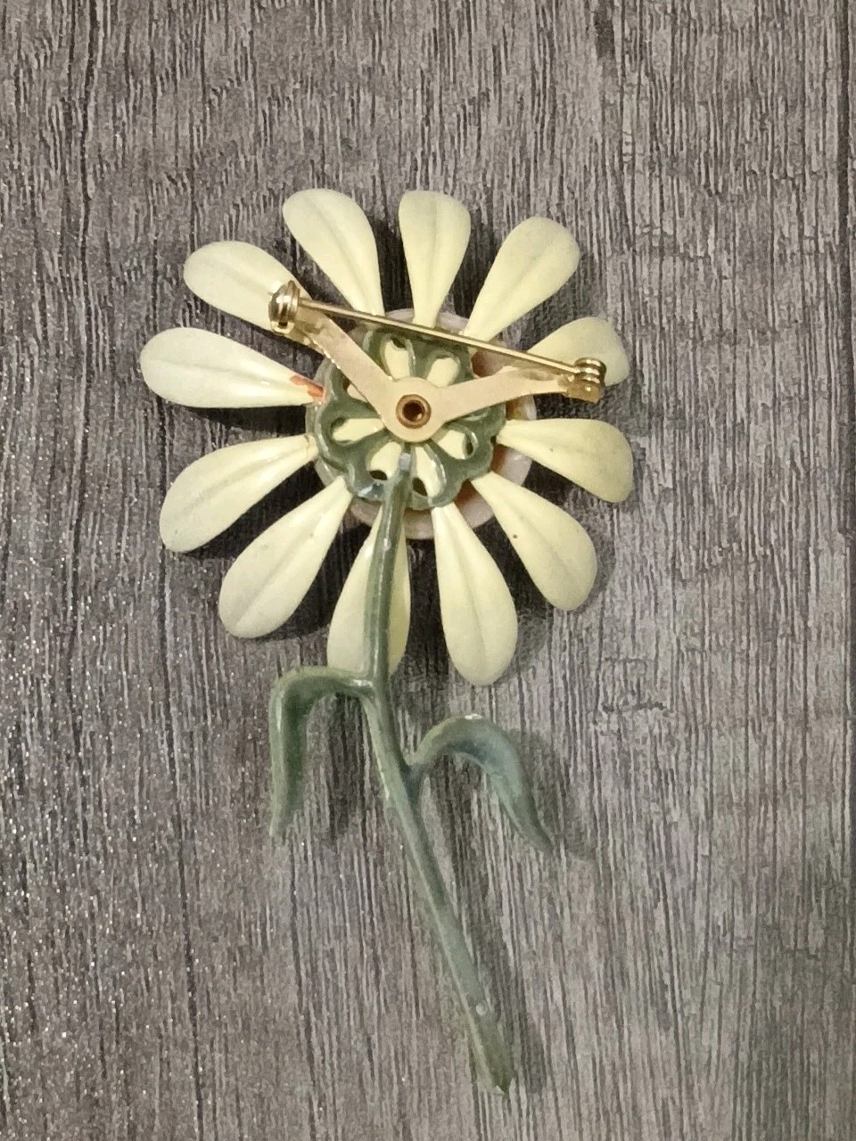Daisy Flower Metal Rare Curved Petals Creme Orange Enamel Vintage Brooch
