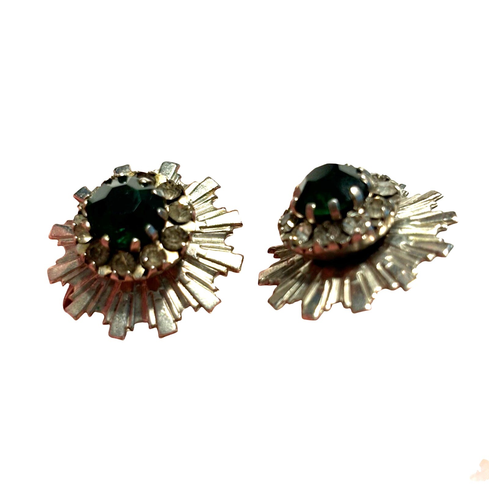Vintage screw back earrings textured silvertone & deep green rhinestone centers