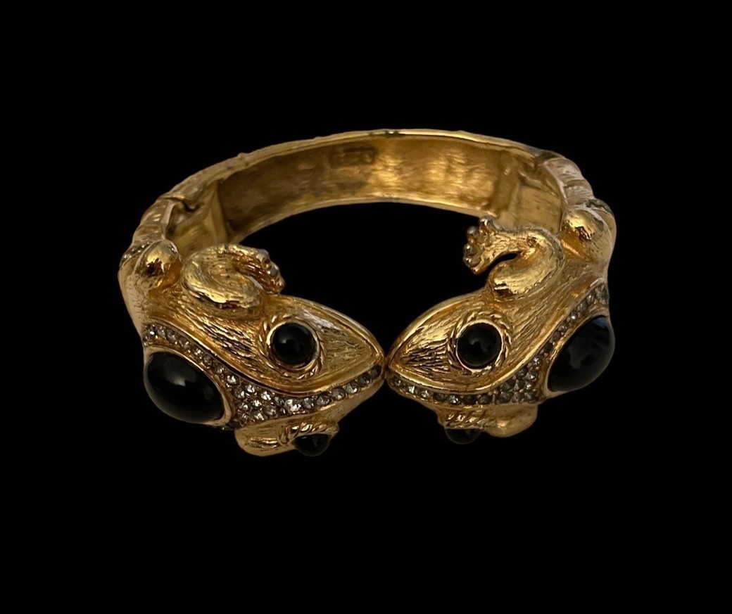 VINTAGE 60s Ciner Double Frogs Signed Gold Plated Bracelet