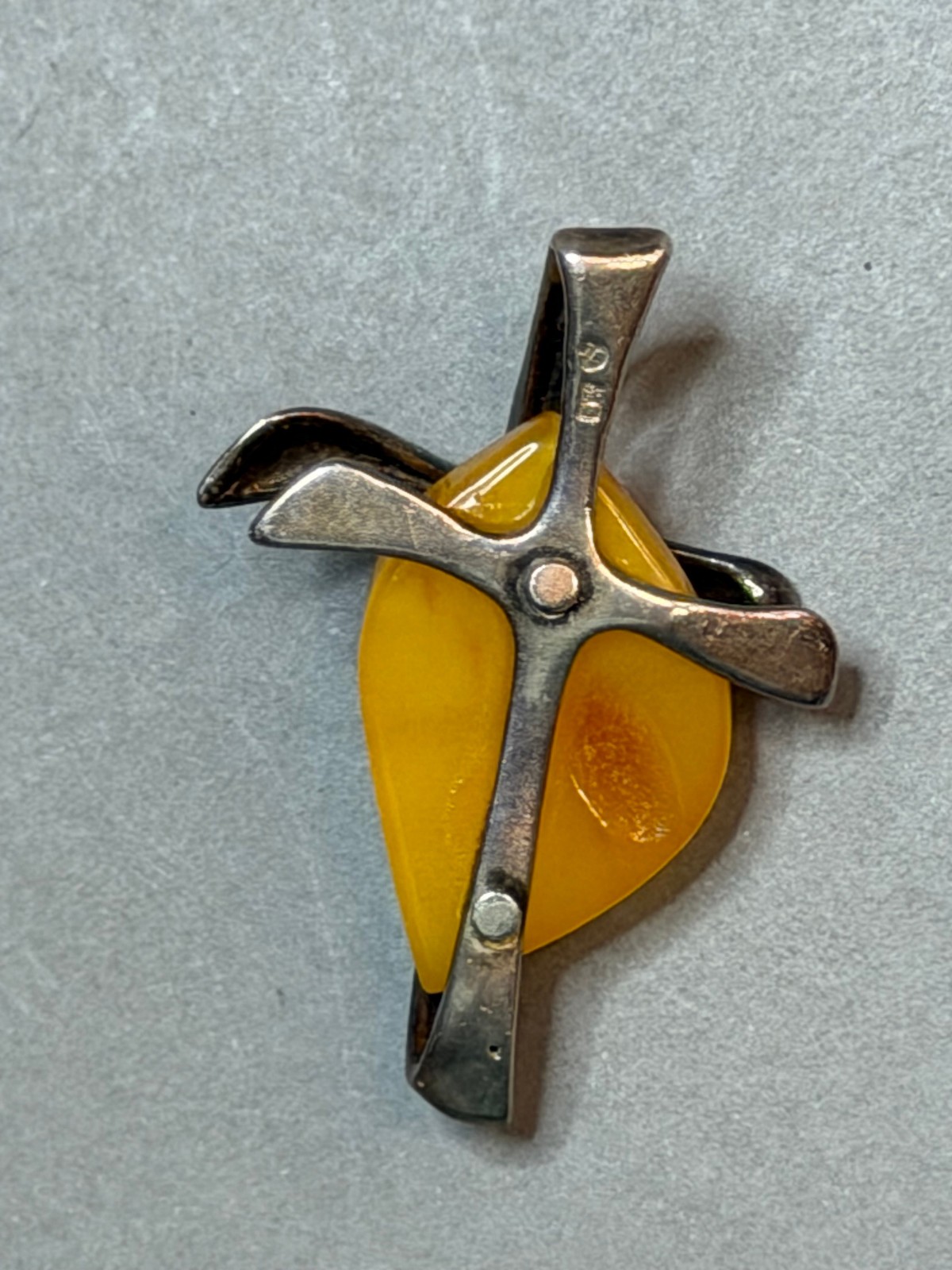 NATURAL OLD ANTIQUE BUTTERSCOTCH BALTIC AMBER PENDANT 5,2 gr SILVER 925 FRAME