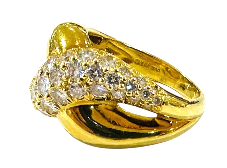 Kurt Wayne 1.50 Carat Paved Diamond 9.6 Grams 18k Yellow Gold Ring 6
