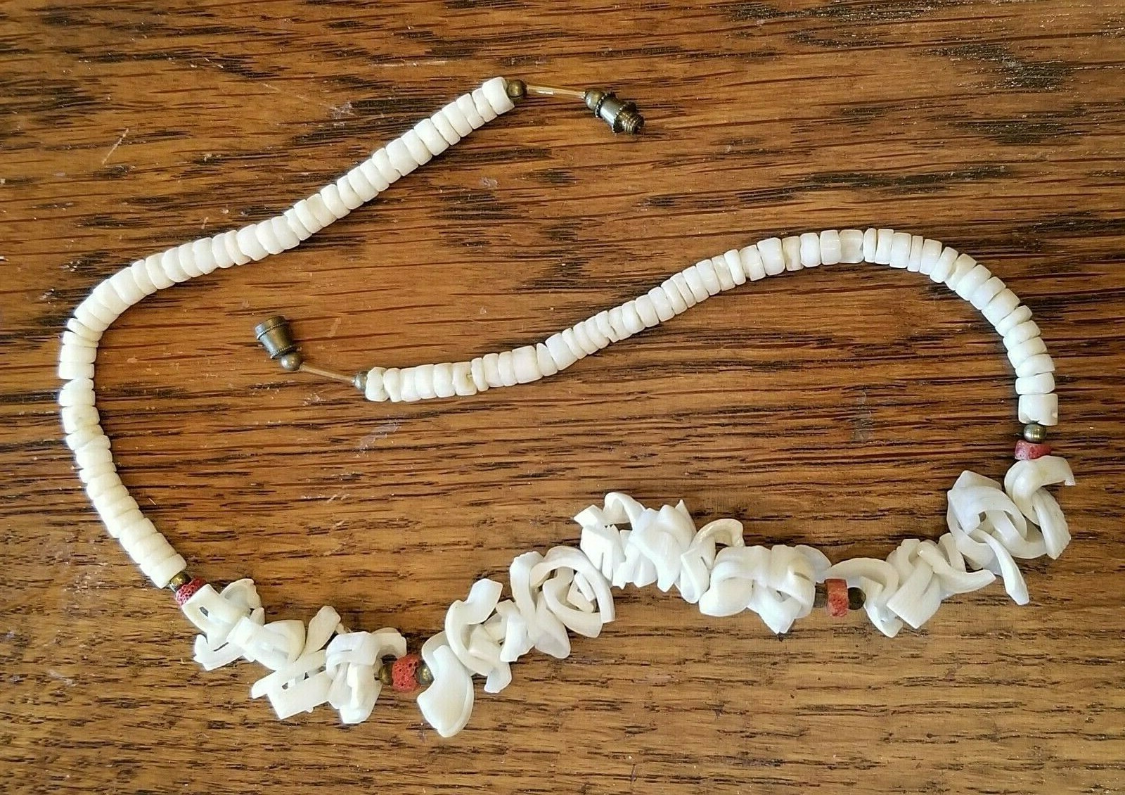 VTG Necklace 17″ Long Puka Shell Sponge Coral Heishi Beads & Shell Pieces Beachy