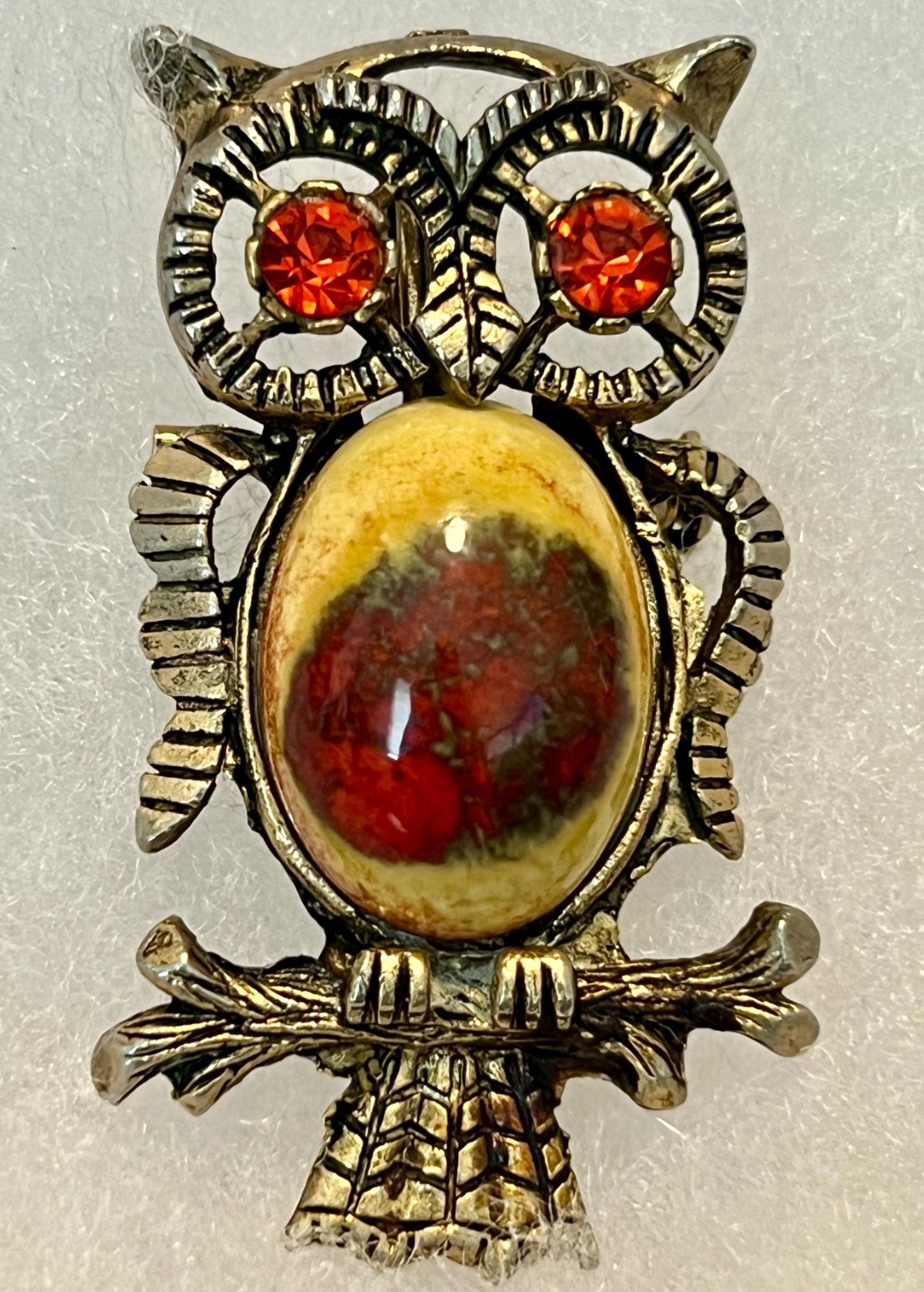 Vintage Hoot Owl Brooch Jelly Belly Stone 2.5″ Rhinestones Gold Tone Pin 70s