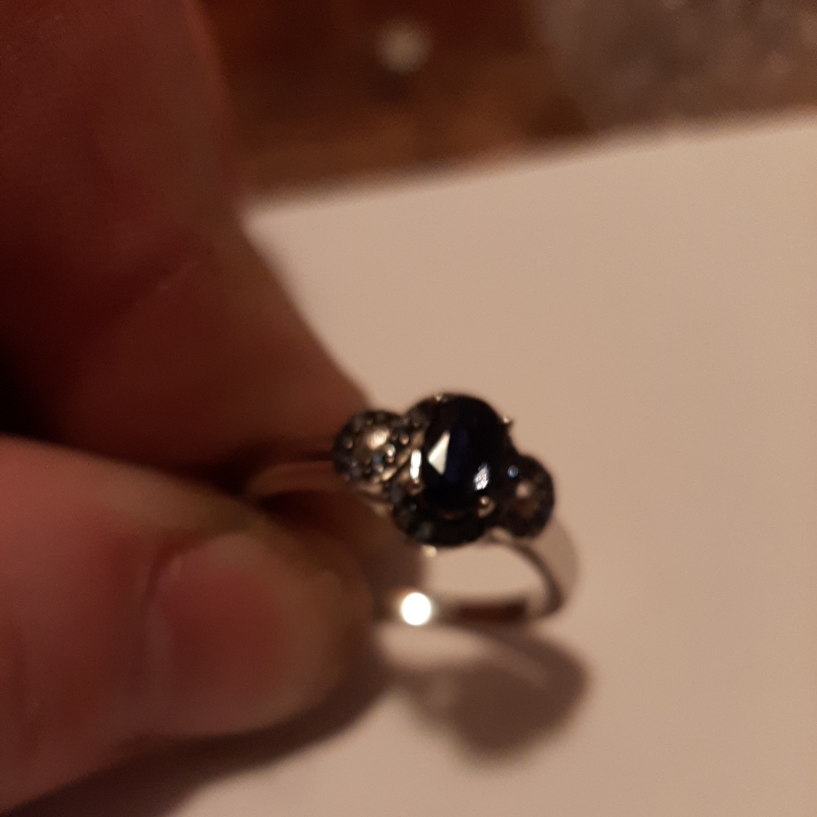 Exquisite, Vintage 0.6ct Oval Cut Sapphire Sterling Silver Ring size 8