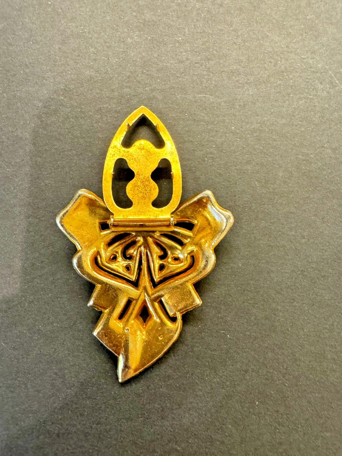 Vintage 1940s Unsigned Rhinestone Dress Clip, Art Deco Bow Fur Clip