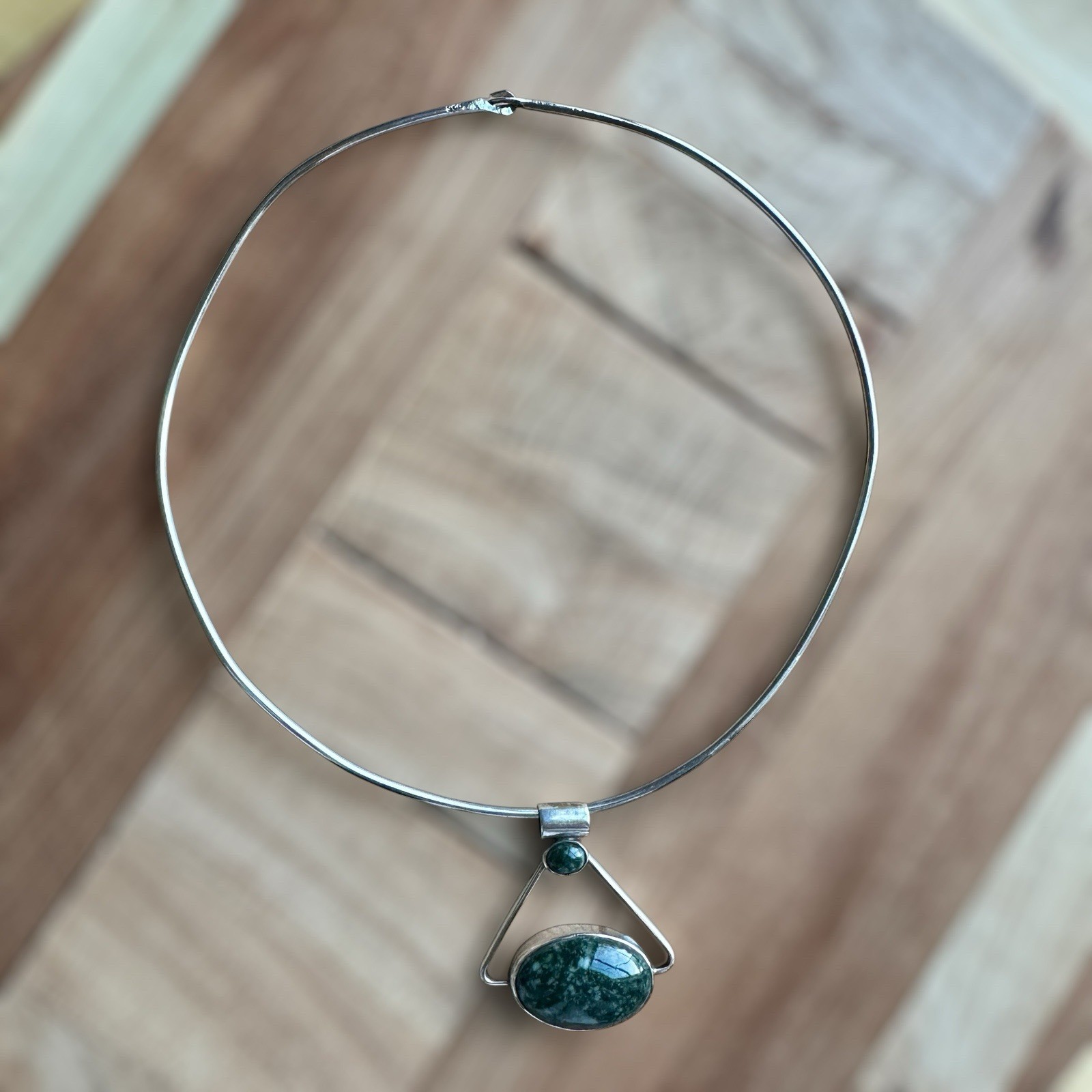 Vintage Pendant Collar Necklace 15.7 Inch Mottled Green Jade 925 Sterling 22.1g