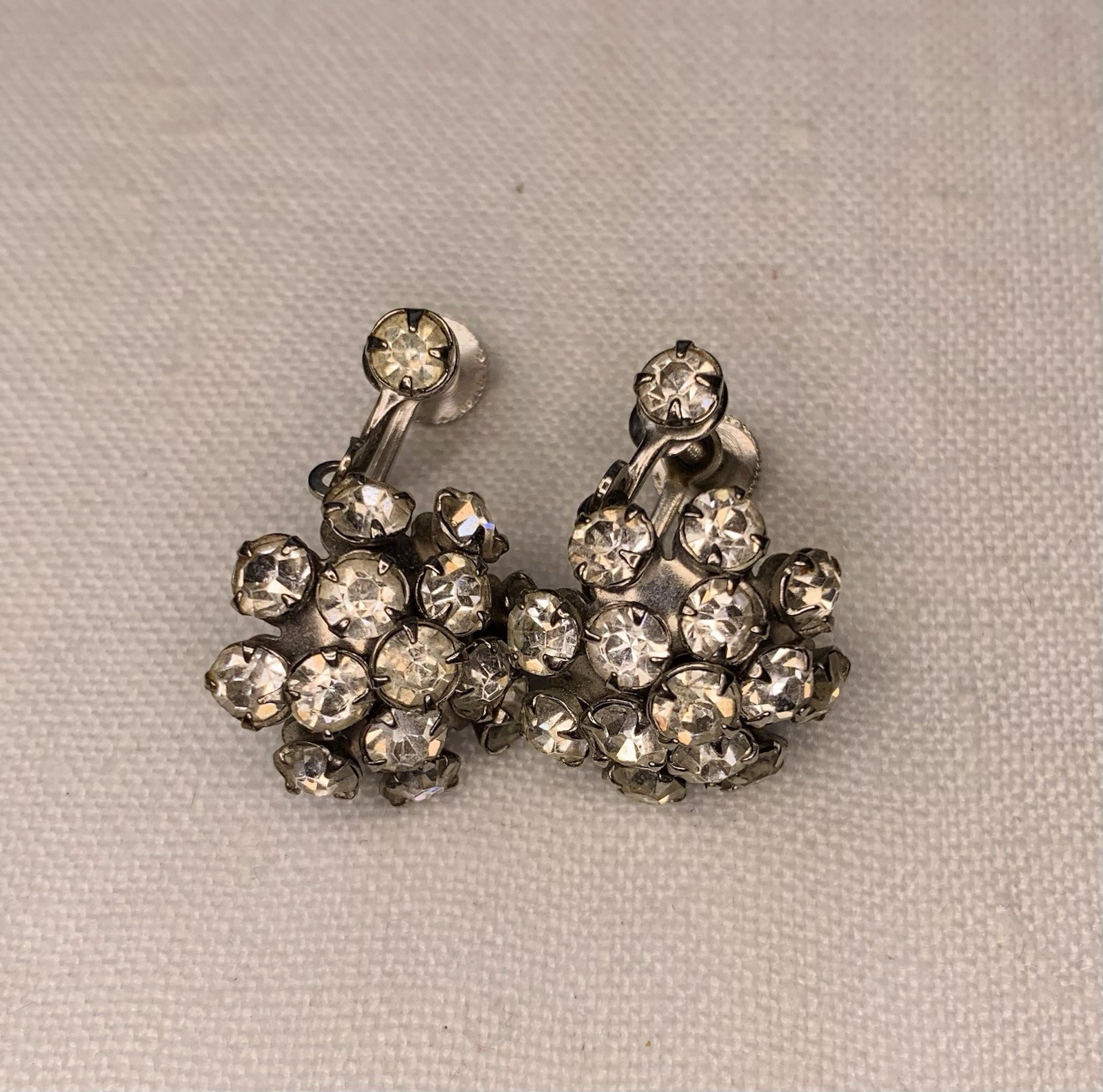 Vintage MCM Silvertone Rhinestone Cluster Prong Set Screw Back Dangle Earrings