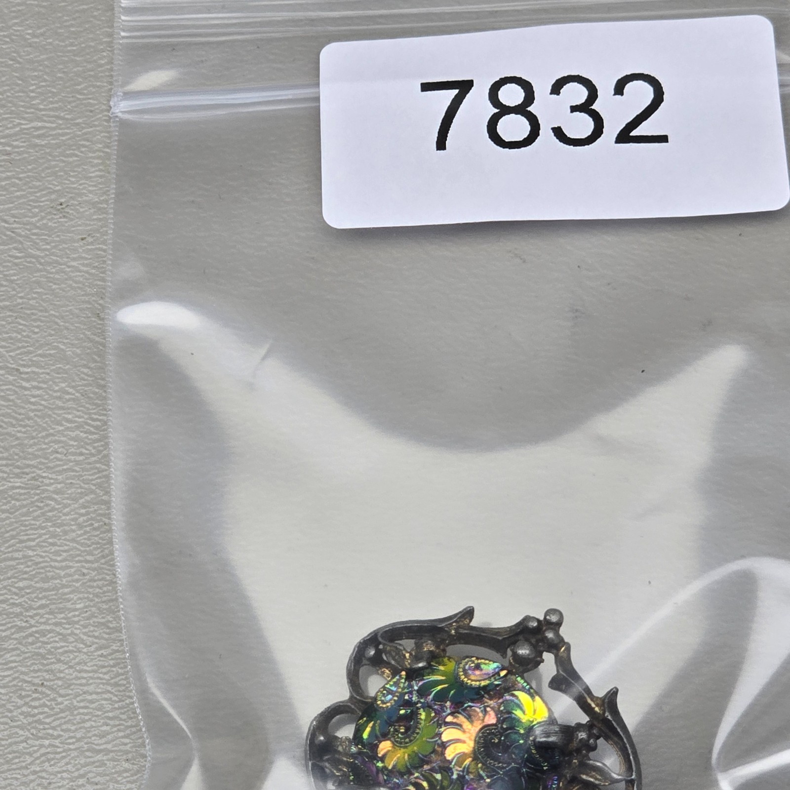 Vintage Pressed Iridescent Glass Bracelet and Clip On Earrings Silver Tone 7.25″