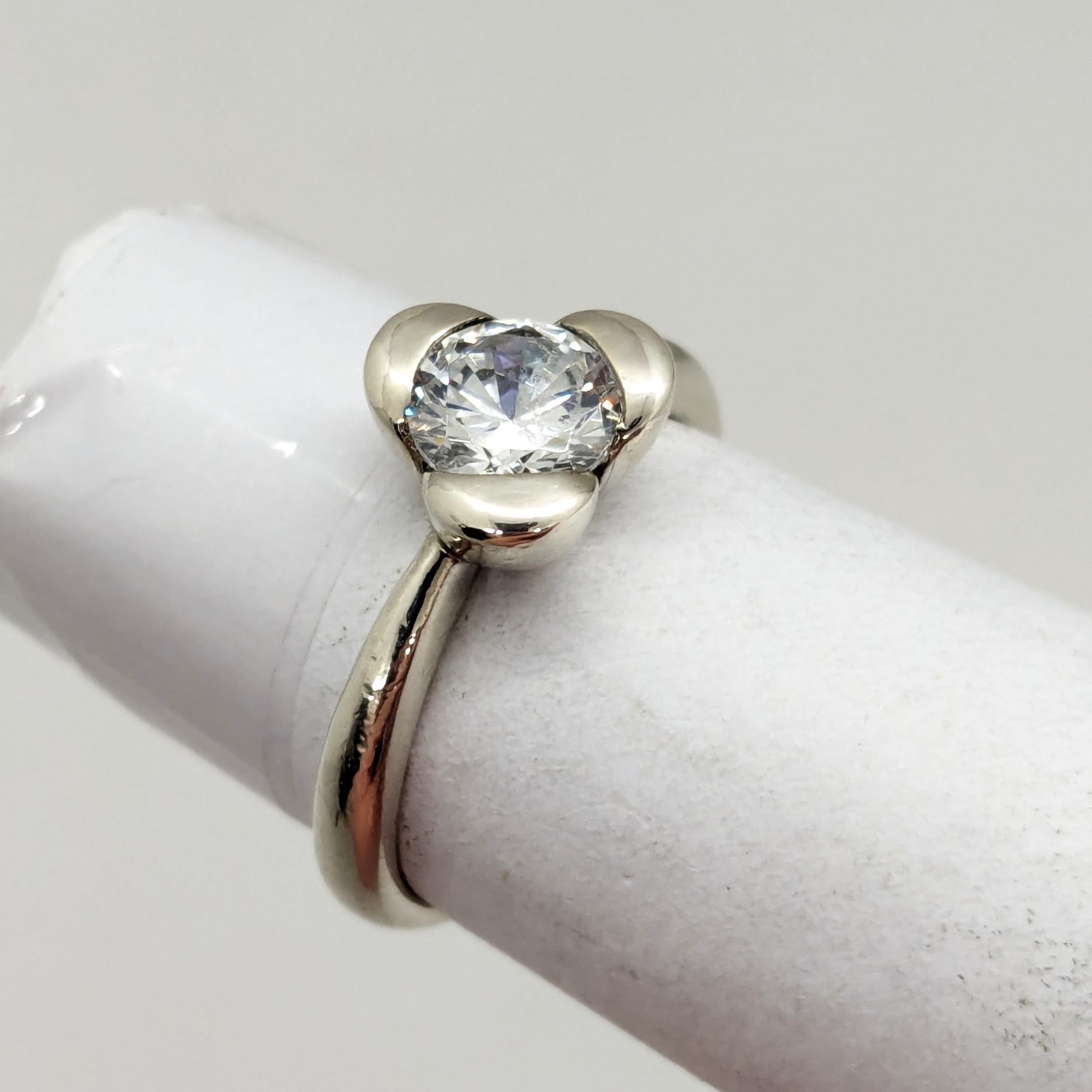 Vintage Elegant RING Silver 925 with Bright Stone -size: 6.5US (16.7mm)| UA #126