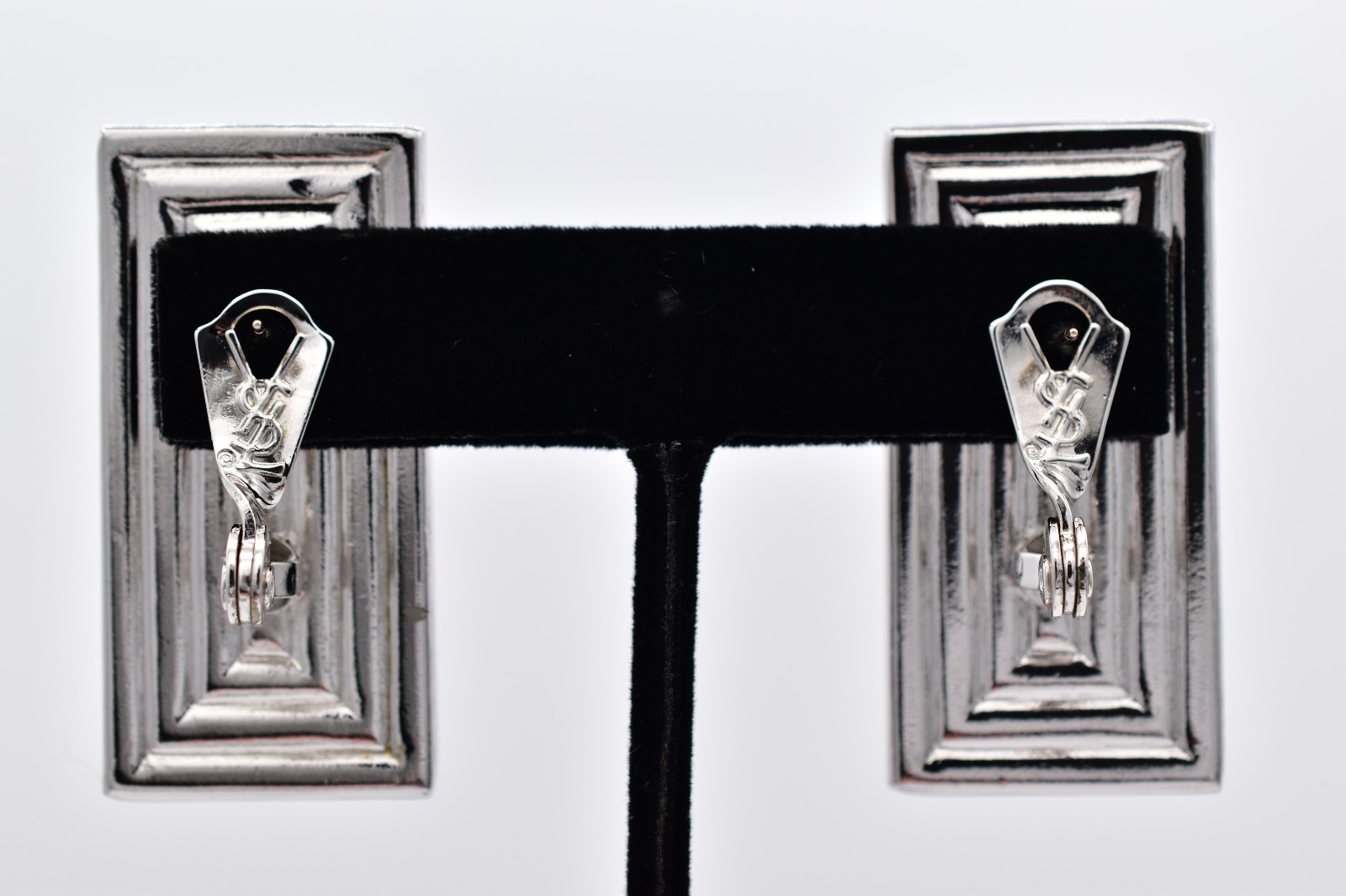 YSL Yves Saint Laurent Red Resin Silver Tone Pierced Earrings Vintage Flaw BinBF
