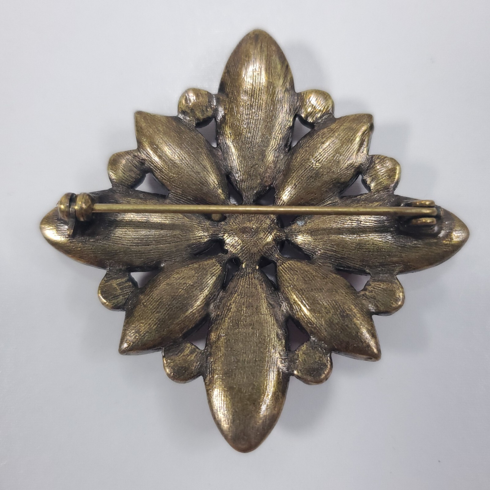 Vintage Brass Tone Red Purple Rhinestones Starburst Star Shape Pin Brooch