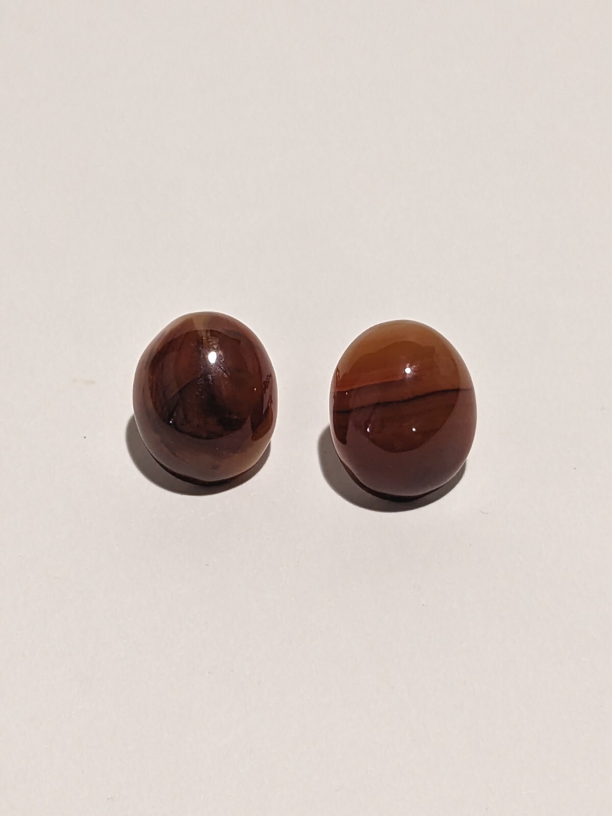 Beautiful Vintage Sunset Shade Glass Dome Clip On Earrings. MCM Style. 1″.