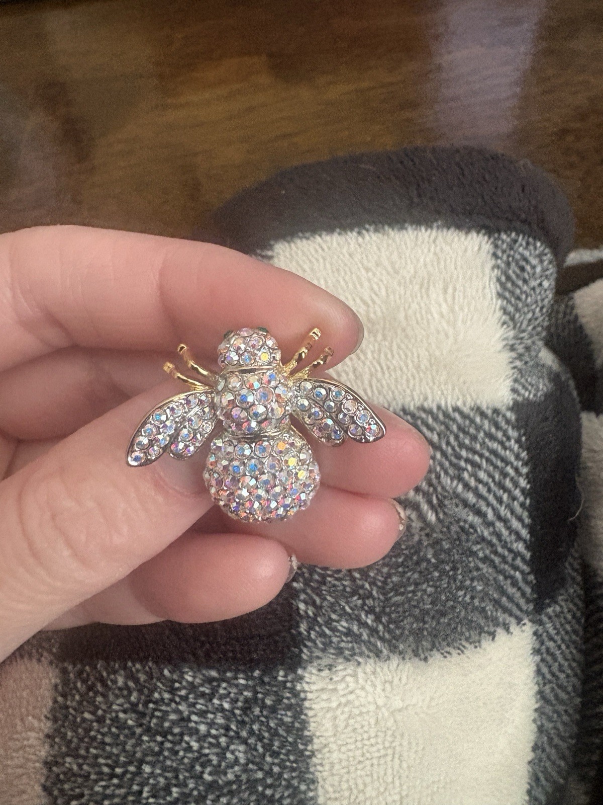 Joan Rivers Vintage Rhinestone Small ‘Winner’ Pin Brooch