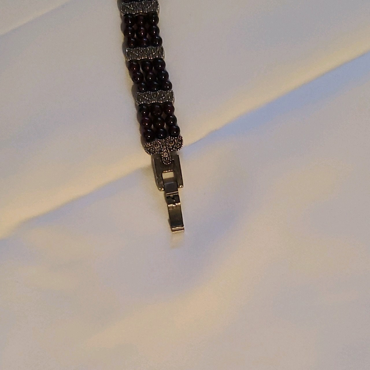 Vintage garnet beaded bracelet Silver Tone Metal 7.5” Marcasite