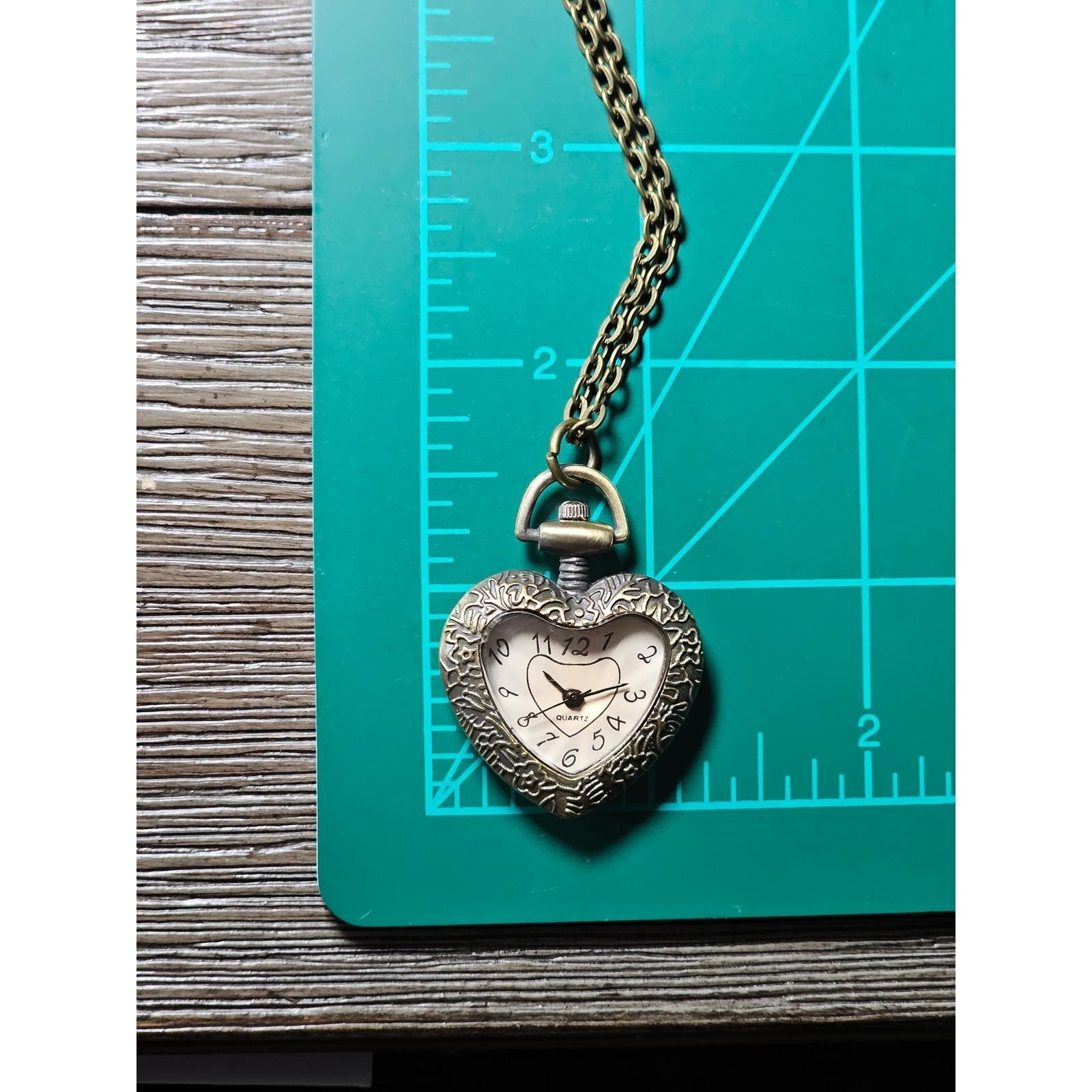 Vintage Heart Pocket Watch Necklace, Quartz Pendant, Gold Tone Chain