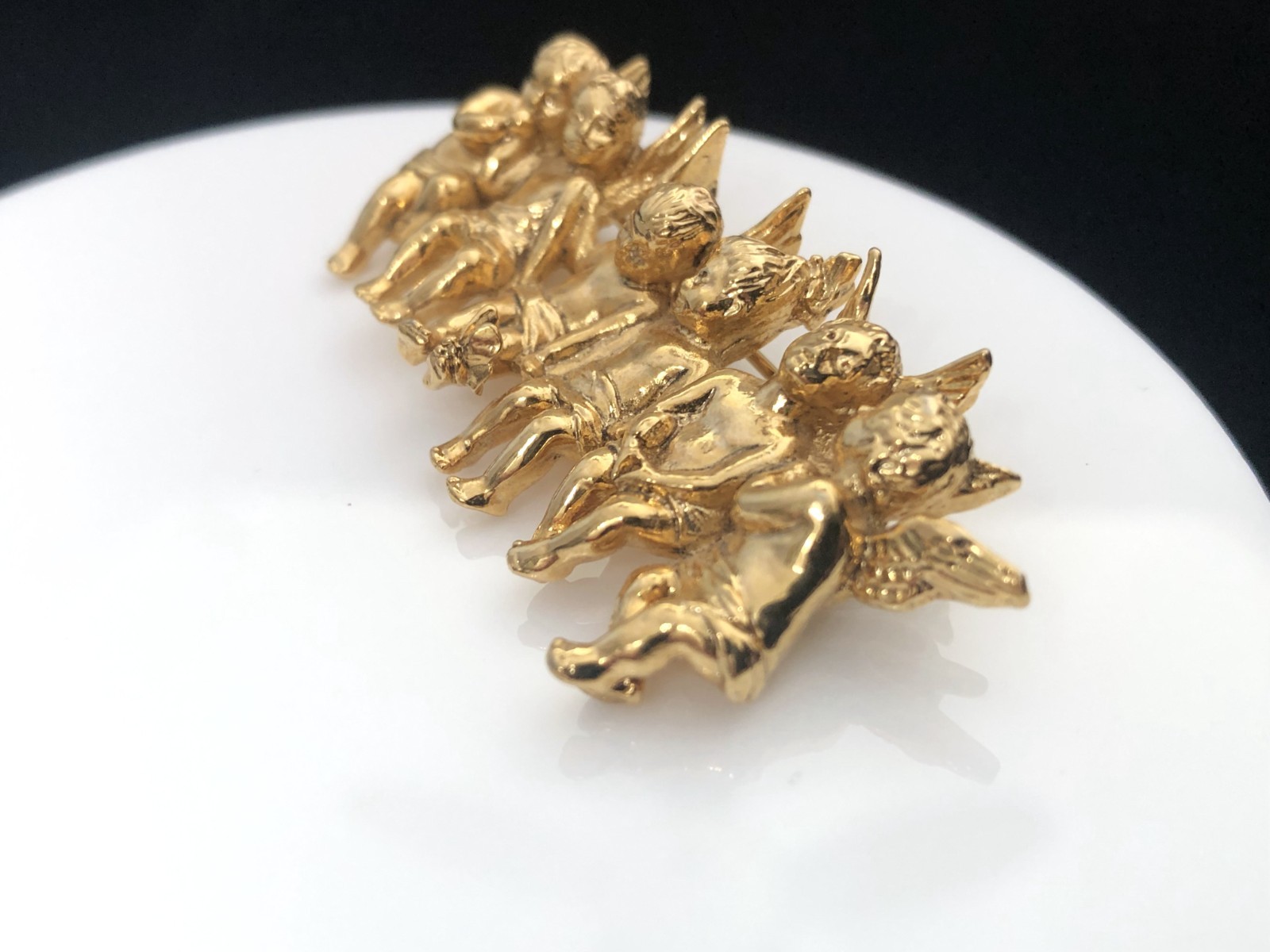 Vintage Signed Edgar Berebi Limited Edition Gold Tone Cherub Angel Brooch Pin
