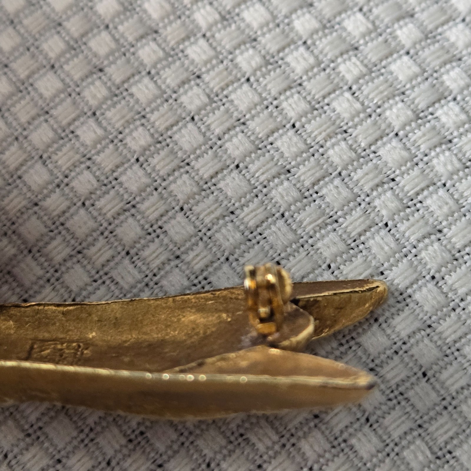 Vintage Alva Museum Replicas Gold‑Tone Hand Brooch Pin – Signed