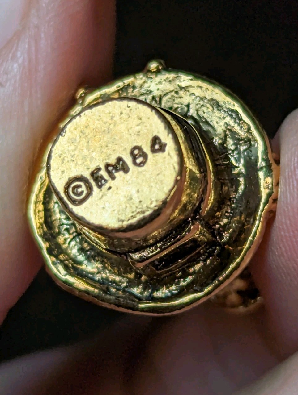 Vintage 1984 Franklin Mint Gold Tone Lucky Leprechaun Charm Pendant NO NECKLACE