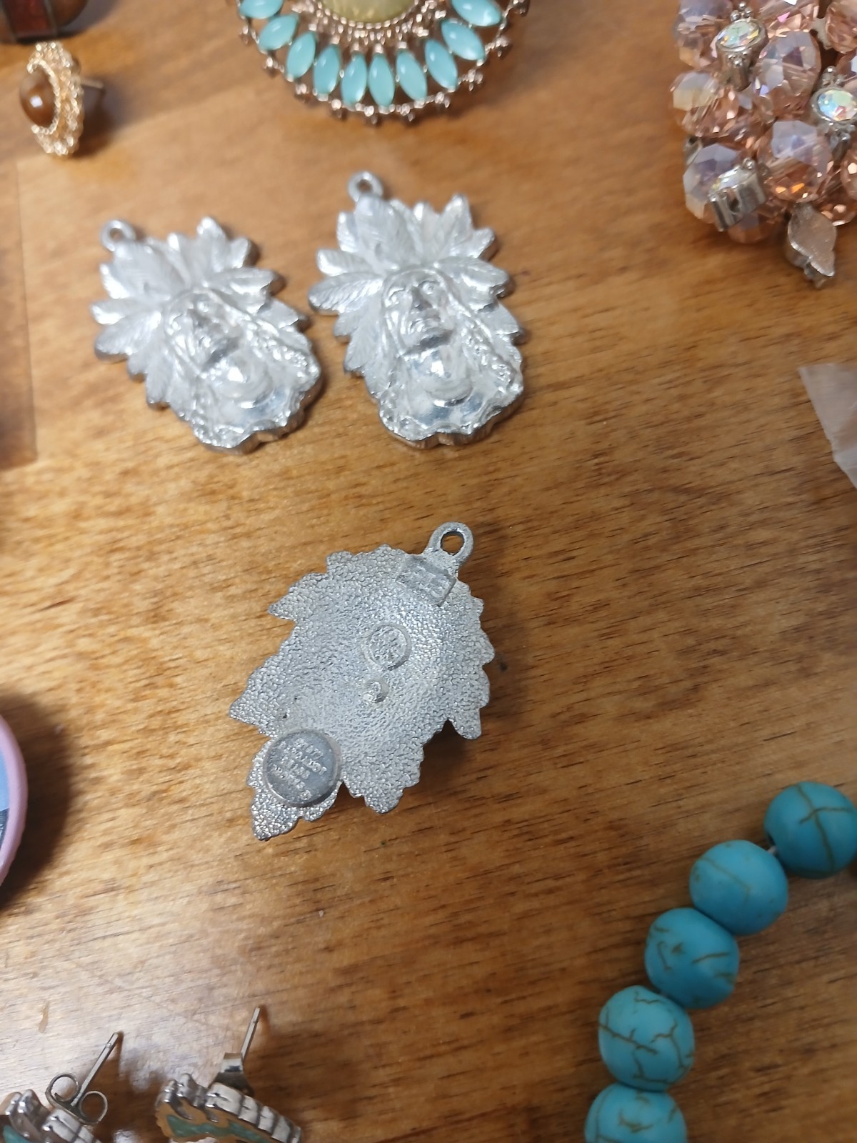 Mystery Silver Tone Accessories – Jewelry lot Vintage Clip On Bracelet Pin