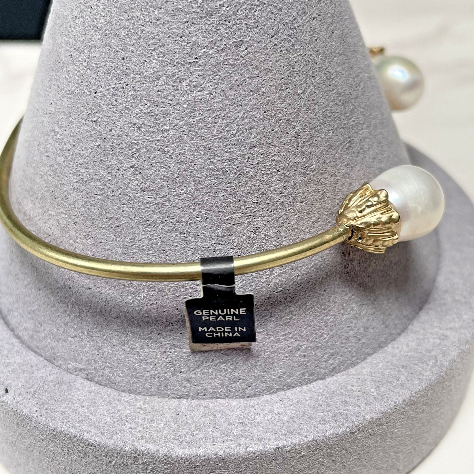 2 Chic Gold Tone Cuff Bracelet 2 Headed with Genuine Pearls NEW