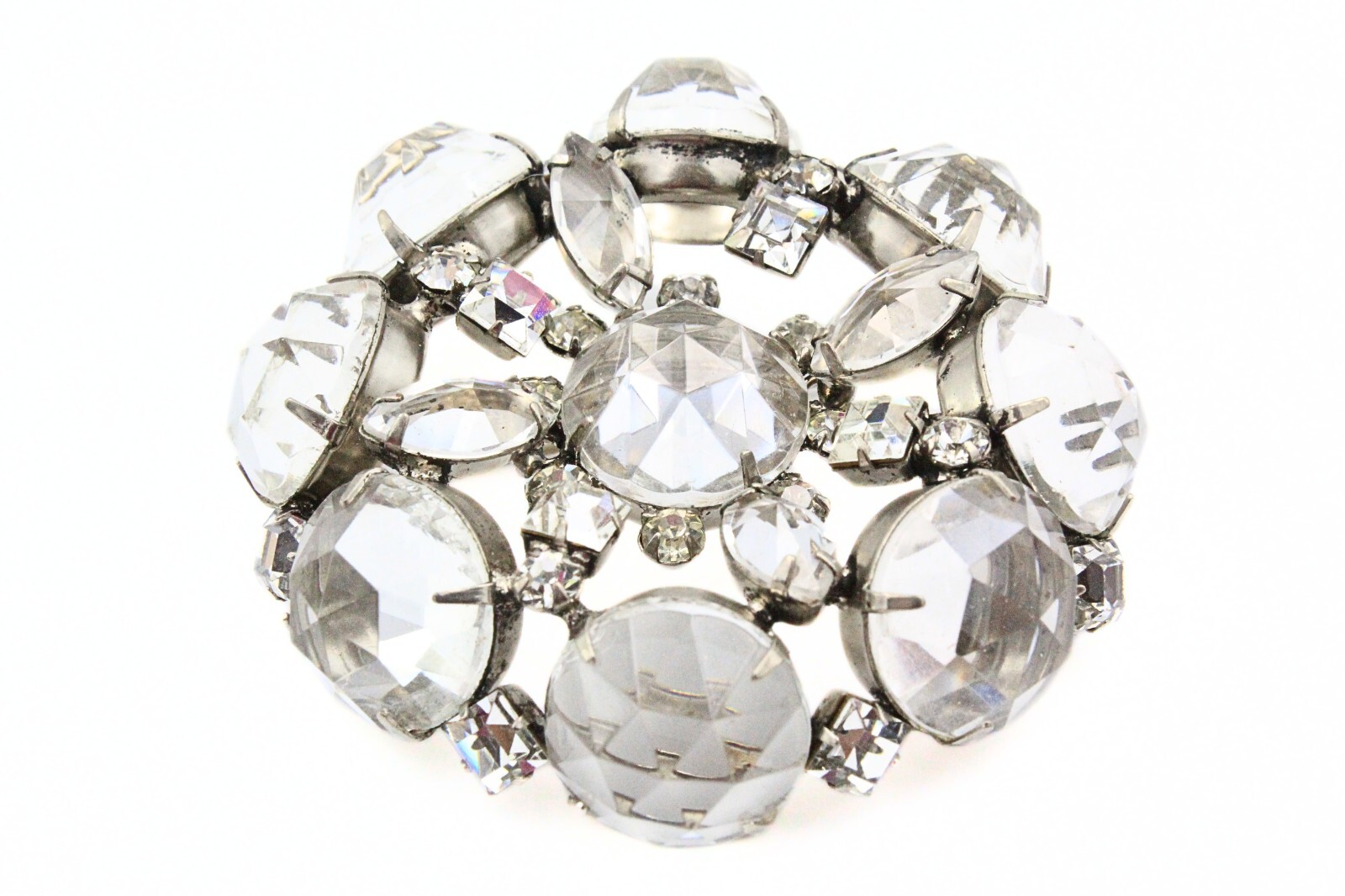 Breathtaking Schreiner NY Clear Glass Crystals Fancy Brooch