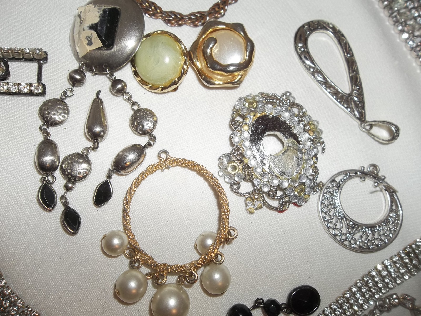 Vintage 1 lb Rhinestone Earrings Necklaces Brooch/pins Jewelry LOT Repair craft