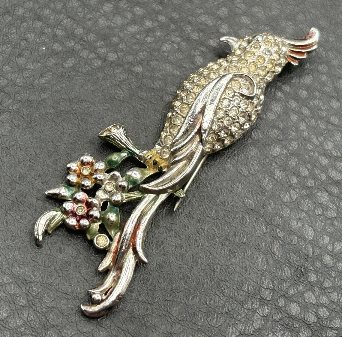 20’s VTG Unsigned Figural Bird Cockatiel Dress Fur Clip Rhinestone Enamel Read