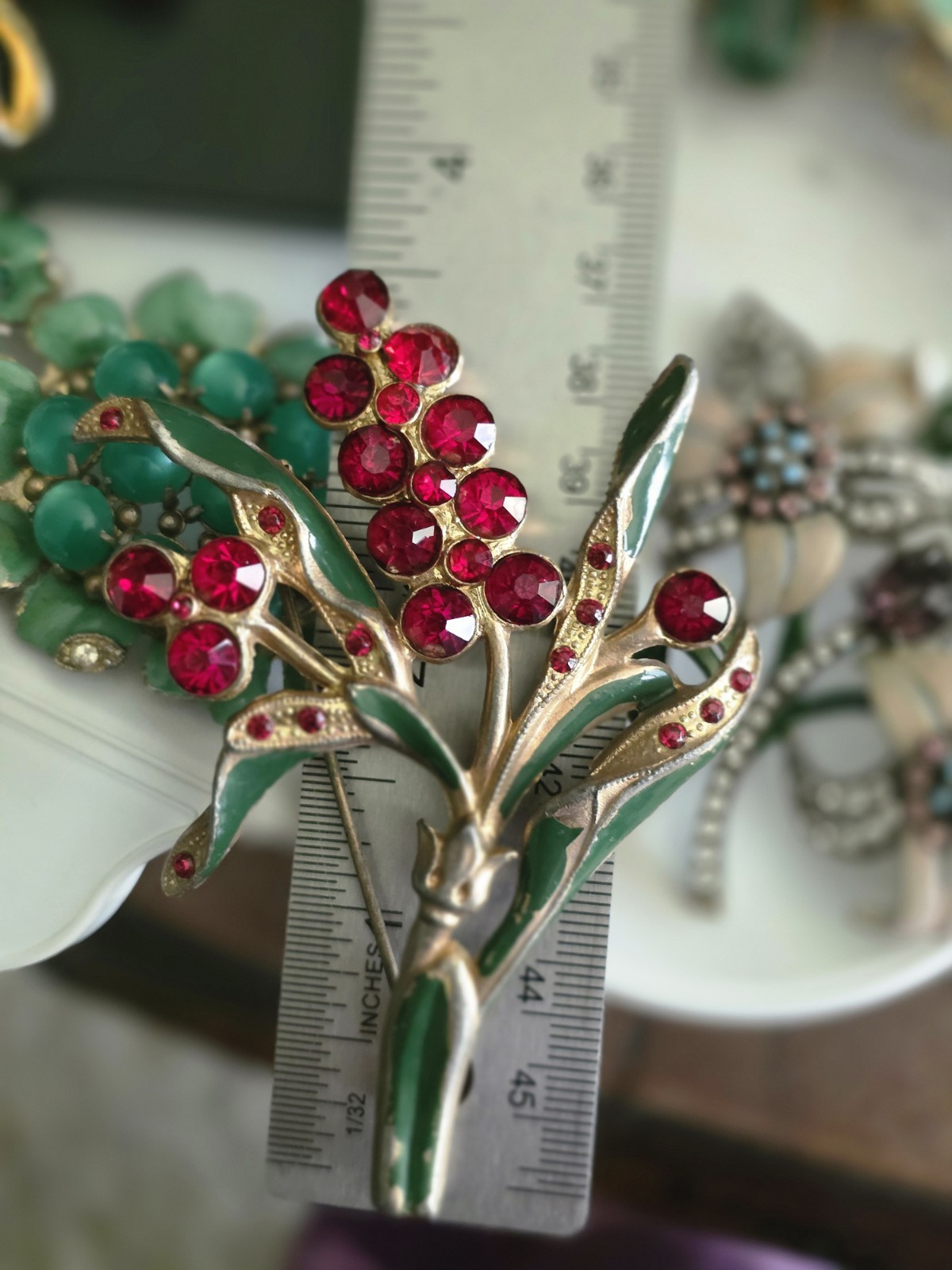 Vintage Pot Metal 1930s Floral Red And Green Goldtone Brooch