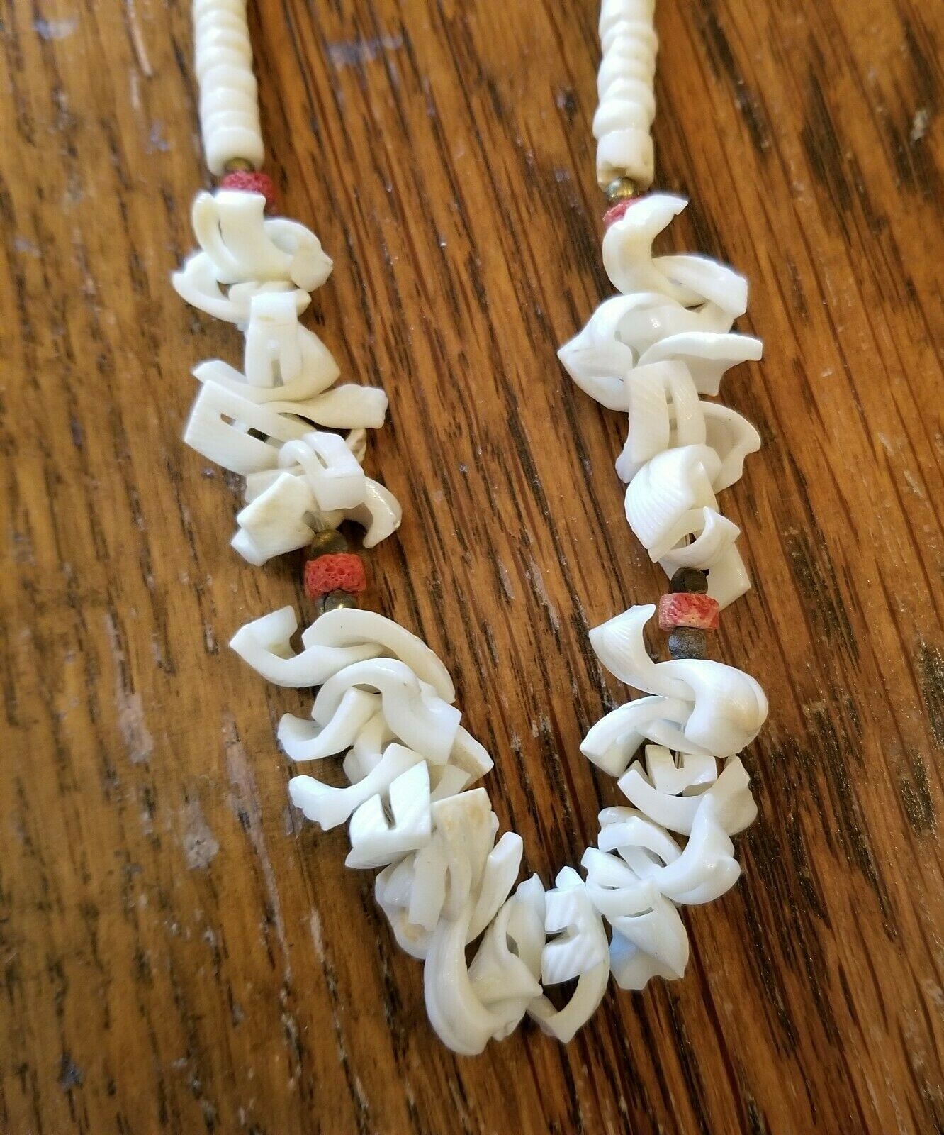 VTG Necklace 17″ Long Puka Shell Sponge Coral Heishi Beads & Shell Pieces Beachy