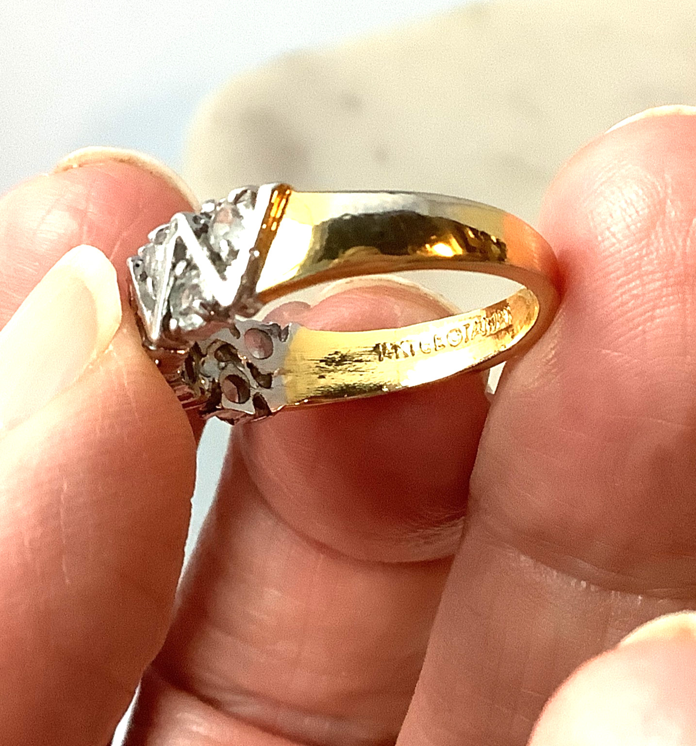 Vintage Ring 14K Gold Plated Rhinestone Triangle Round Cut Wedding Band Sz 7.25