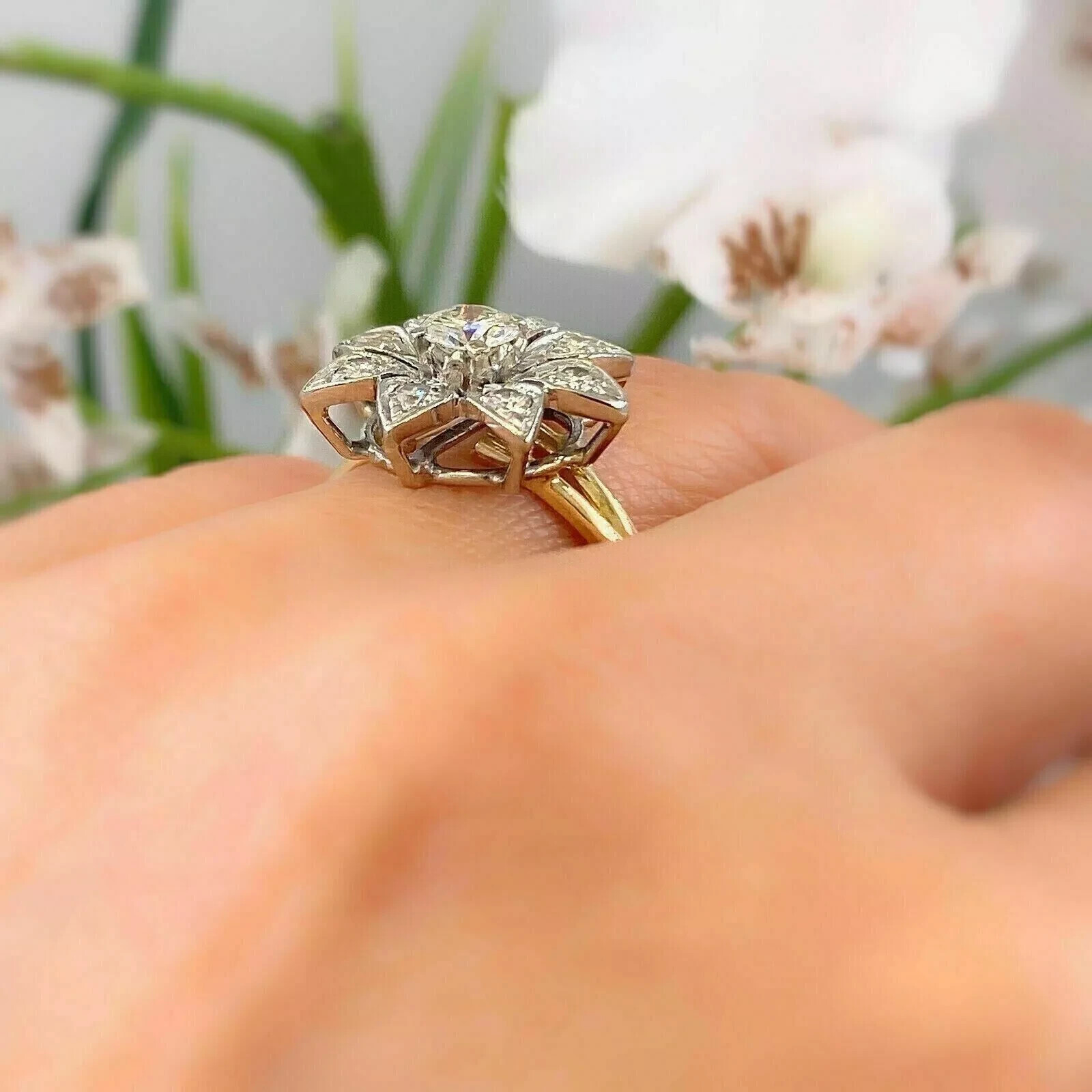 2Ct Art Deco Flower Round Cut Lab Created Diamond 14K Gold FN Anniversary Ring