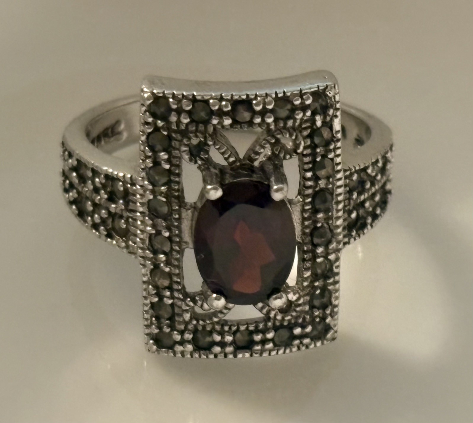 Sterling Silver Art Deco Garnet & Marcasite Filigree Ring Size 7