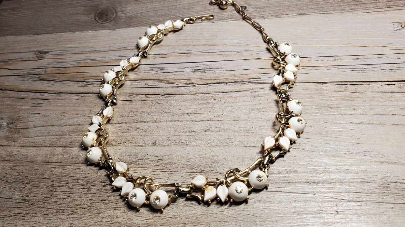 Kramer 1950’s White Milk Glass Cabochon & Rhinestone Choker Necklace