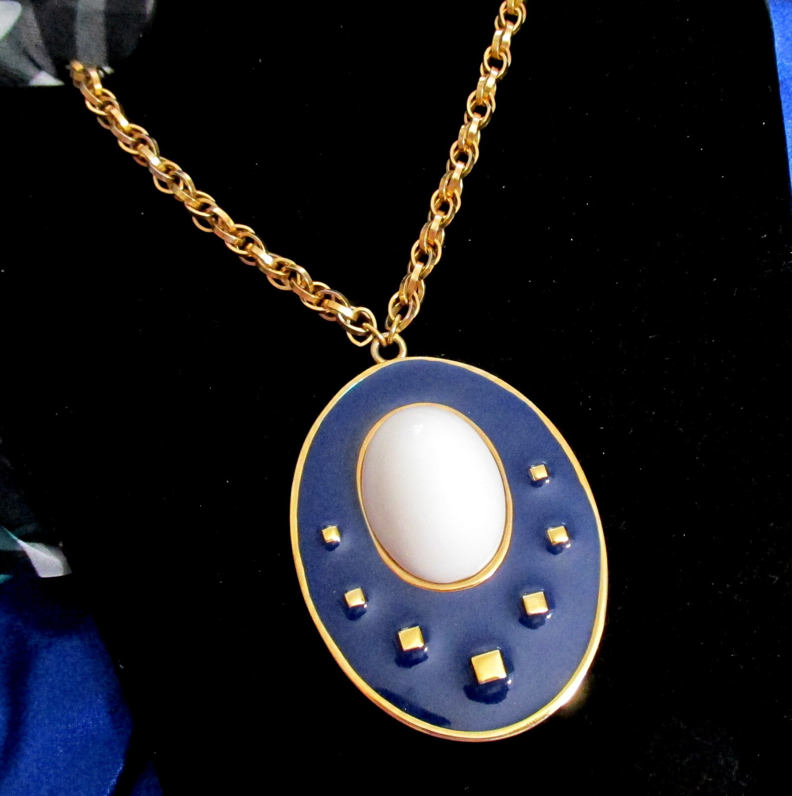 Vtg Runway Rare NAPIER Blue Enamel White Cab Pendant Necklace Book Pc BERTOLLI