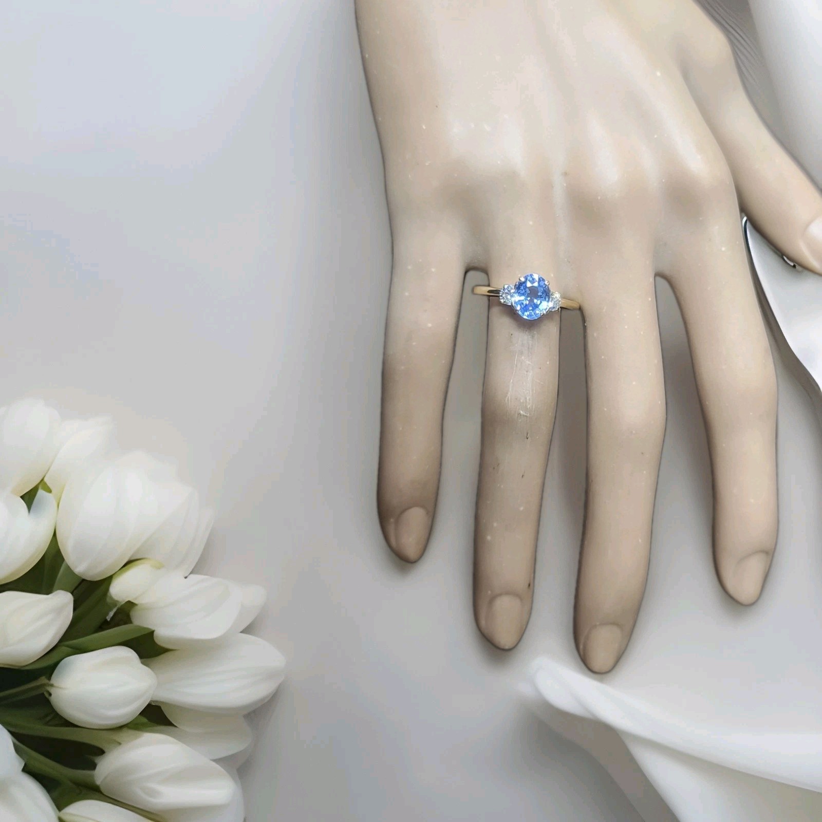 Vintage 14K Yellow Gold Engagement ring 1.55ct.Natural Blue Sapphire Oval Cut