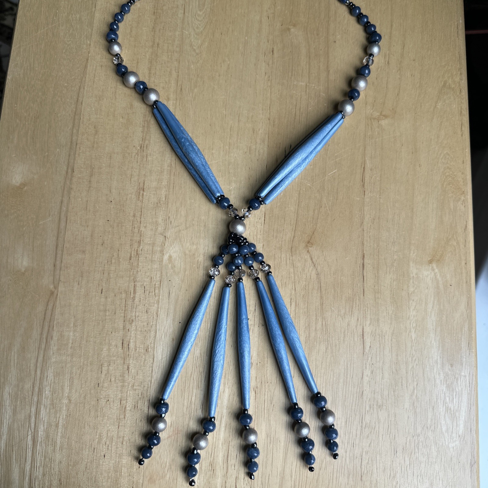 Chicos Statement Waterfall Necklace 29 Inch Acrylic Crystal Beaded Blue Silver
