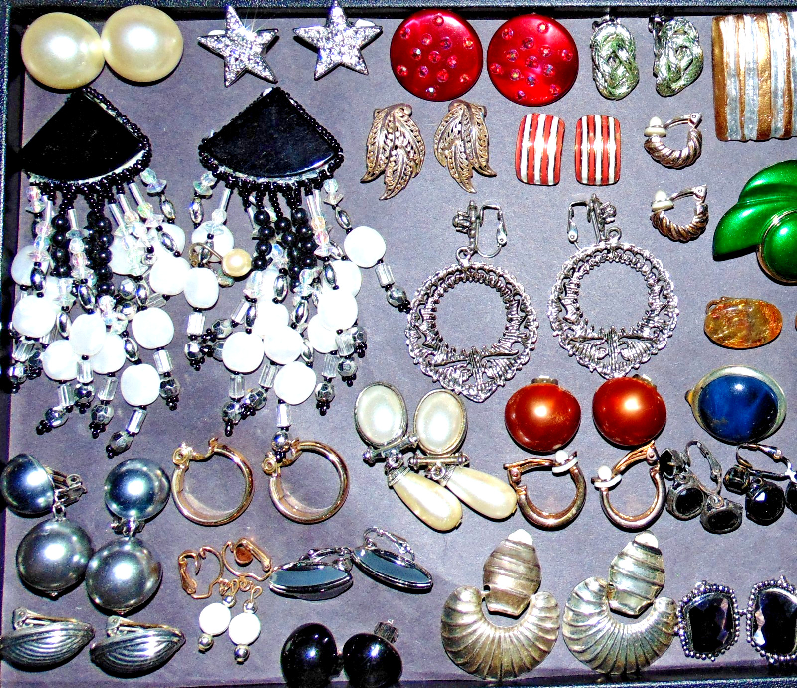 Vintage-Mod Lot 200 ALL Clip-on Earrings Pairs Some Signed Jewelry Rhinestone +