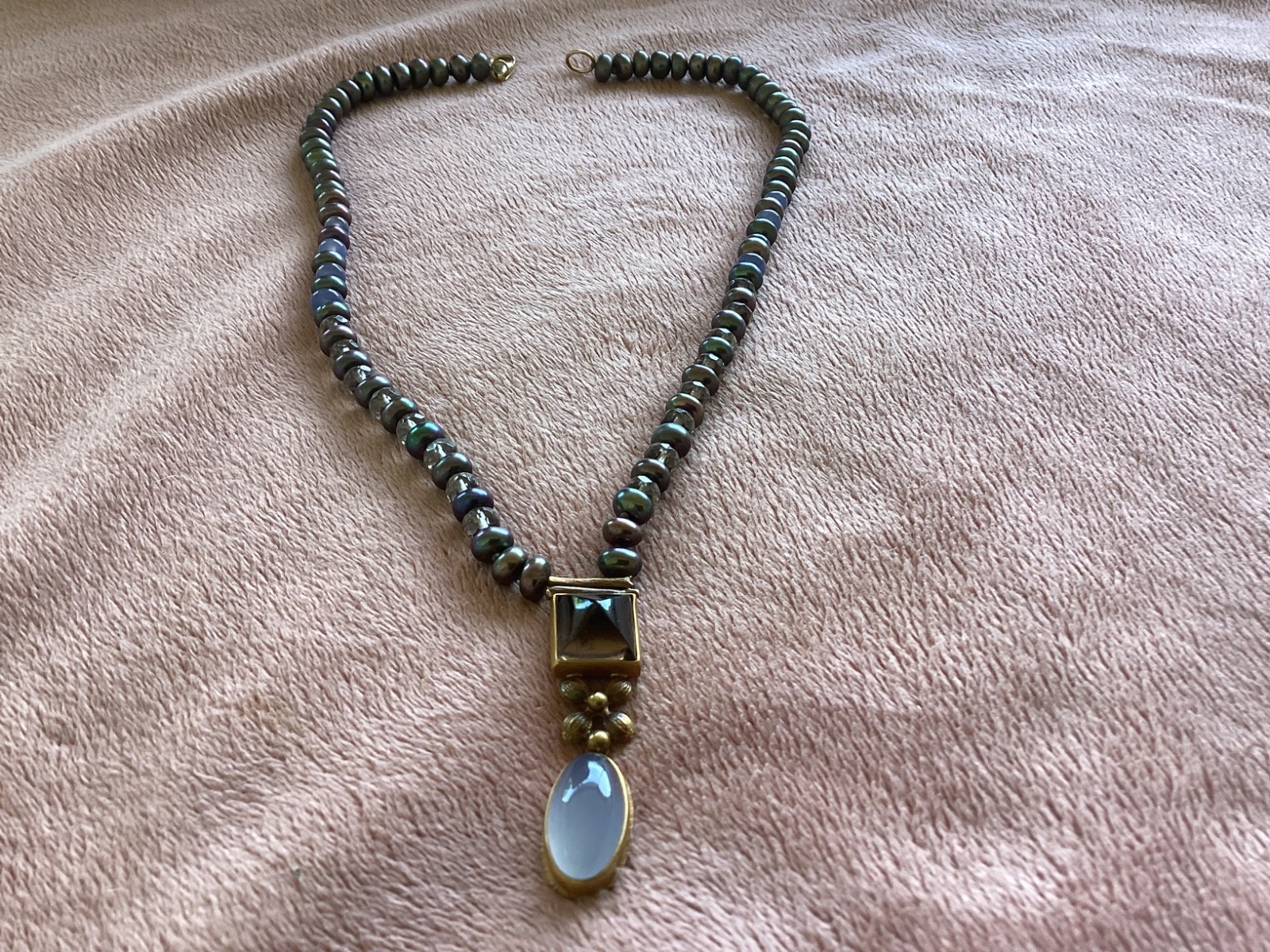 Tahitian Baroque South Sea Pearl Pendant Necklace Topaz & Moon stone Gold 14-24K