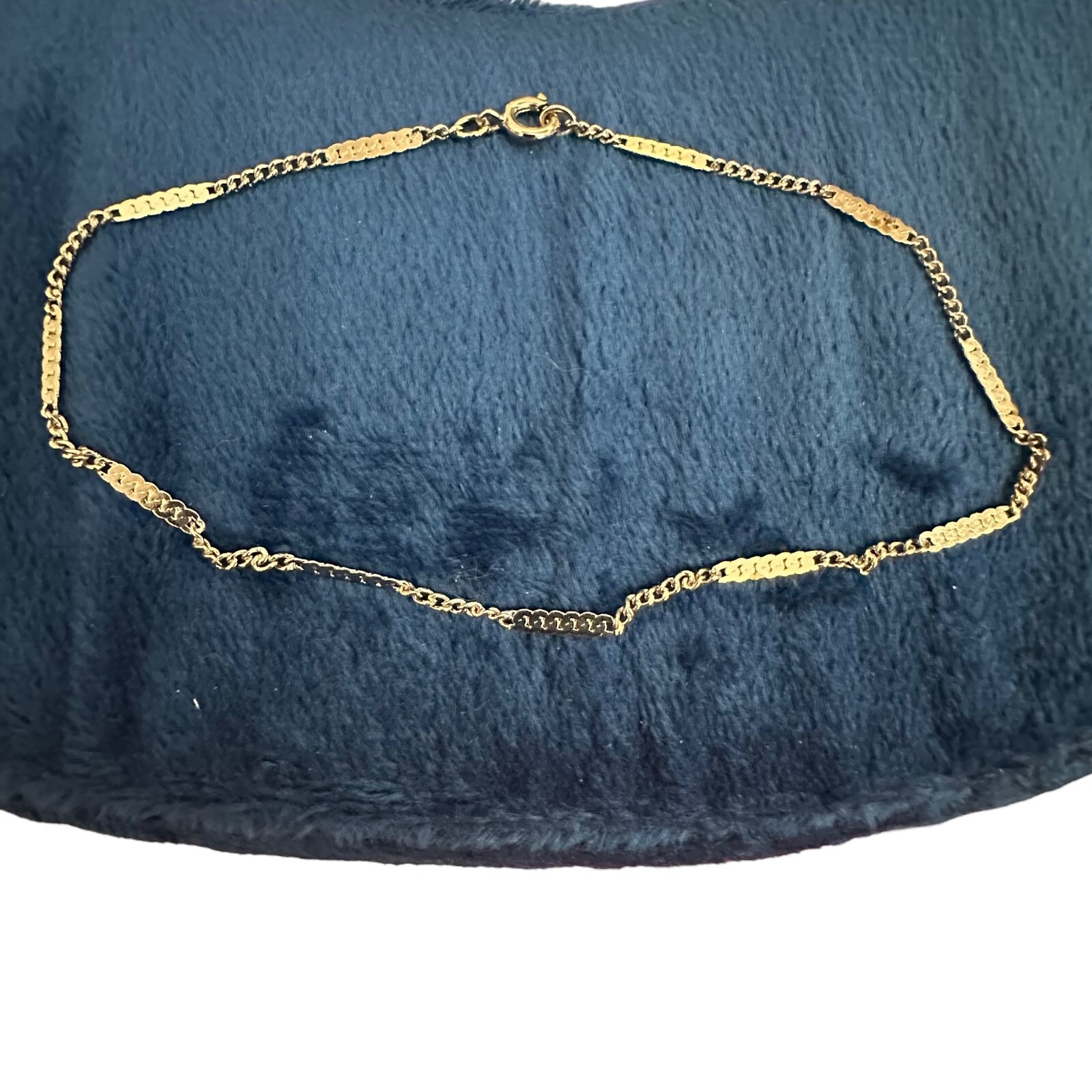 Vintage 1979 Avon Goldtone Delicate Anklet Large 9.5″ Original Box Unused
